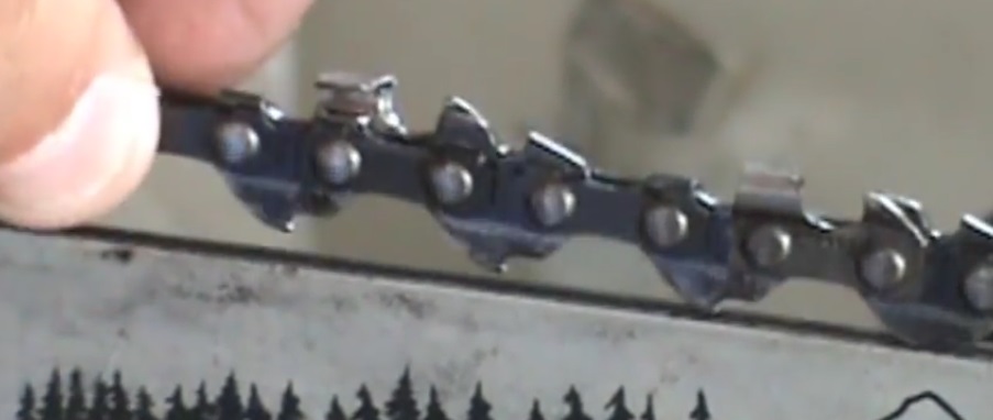 How To Adjust A Chainsaw Chain